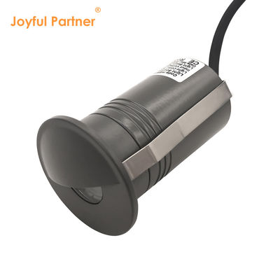 Untergrundleuchte mit eingeschlossener LED-Lampe