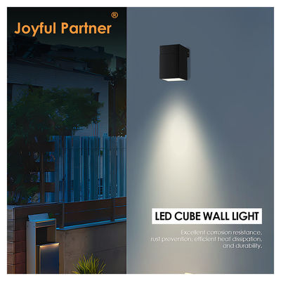 Wasserdichte IP65 Außenwandlampen 8W 45 Grad DC 24v CE-Zertifikat SMD LED Gießaluminium Gehäuse